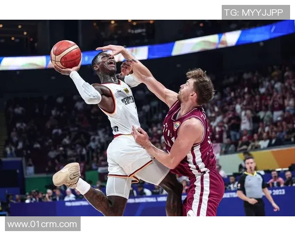 中国篮球对决加拿大2018年精彩回顾与赛场瞬间分析 中国篮球对决加拿大2018年精彩回顾与赛场瞬间分析